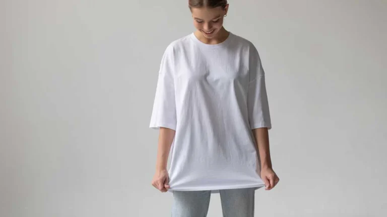 Streetwear Trends: Why Oversized Tees Are Taking Over